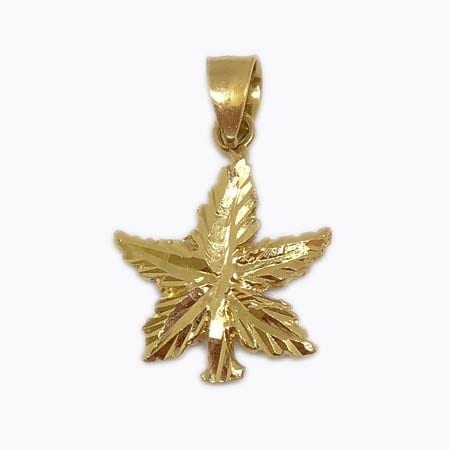 Canadian Maple Leaf Pendant 14K Yellow Gold